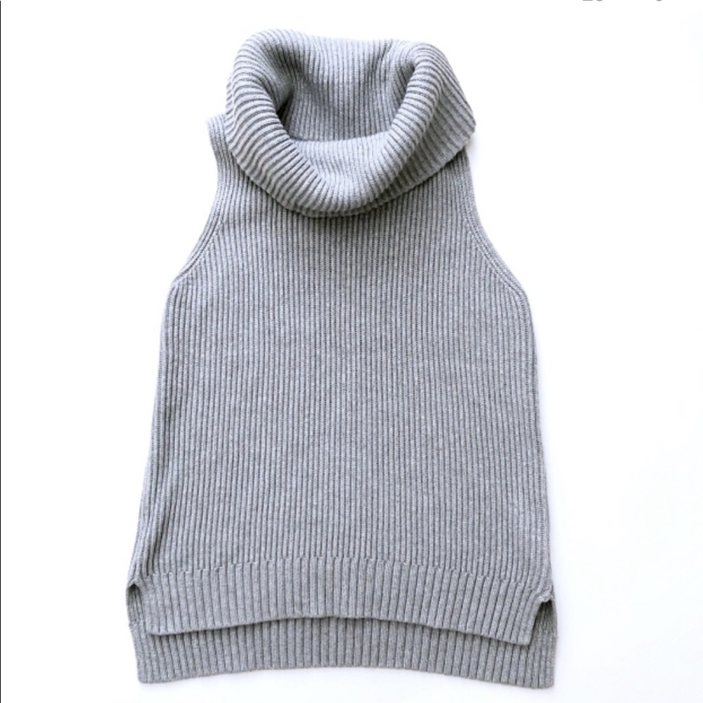Michael Kors Gray Cable Turtleneck sleeveless top